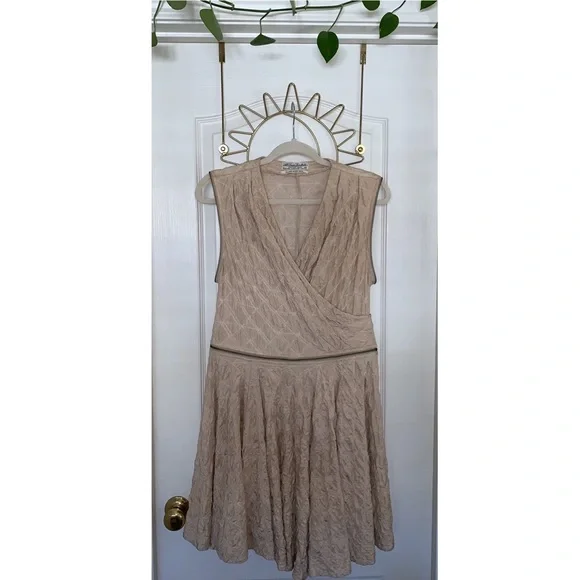 All Saints Vintage Quilted Cream Zippered Dress - Picture 2 of 7